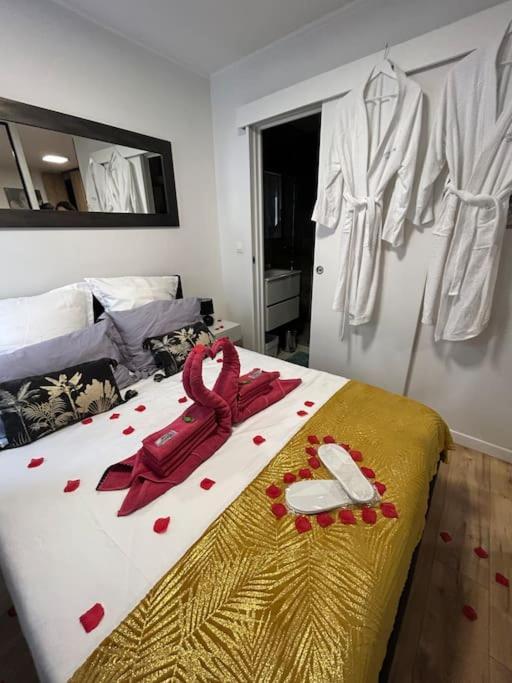 Love Room A Cannes - Appartement 25M2 Pour 2 Personnes Avec Un Jacuzzi Prive Eksteriør billede